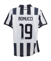 Leonardo Bonucci Signed Juventus Nike Authentic Jersey (Beckett) at PristineAuction.com