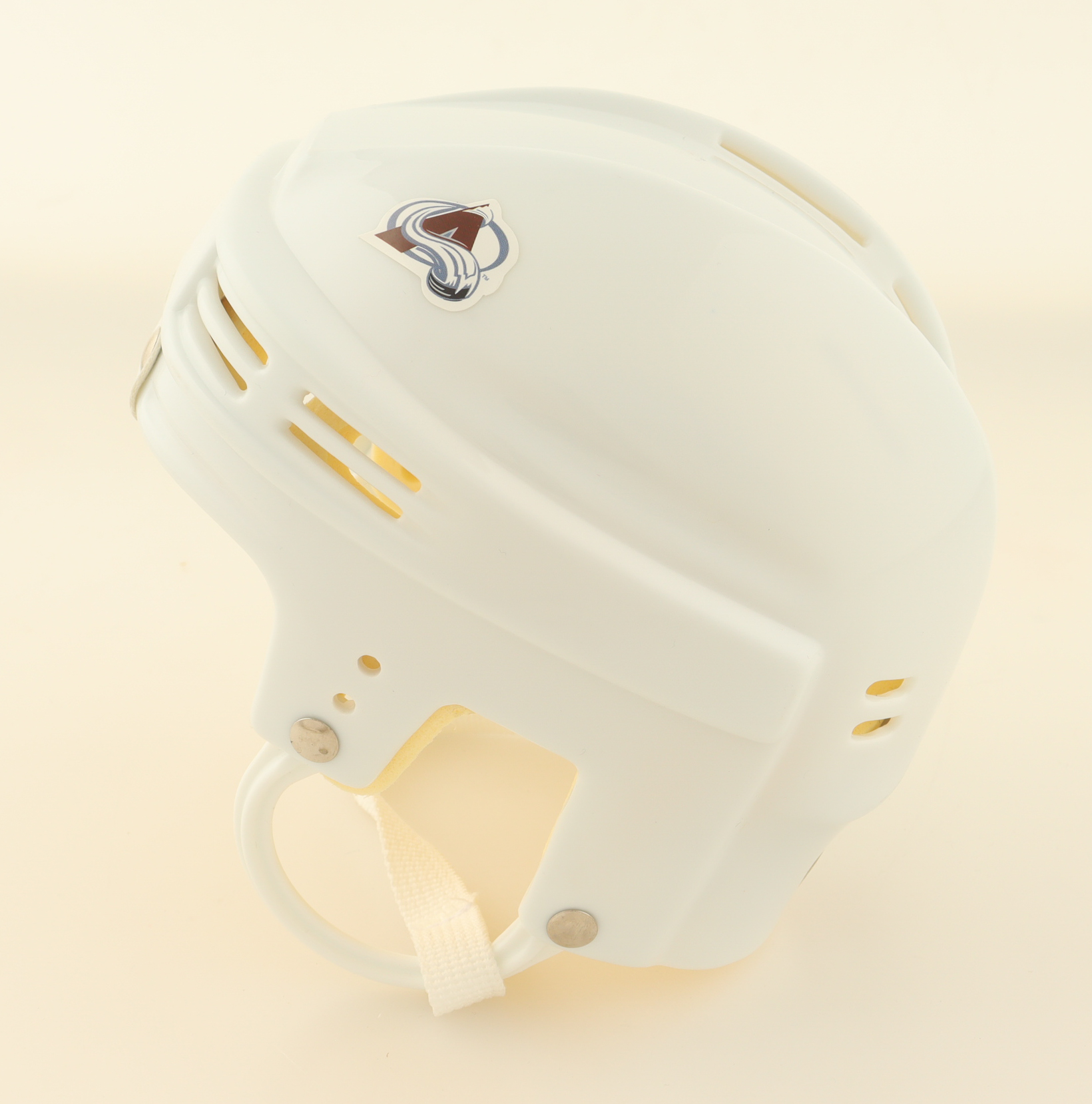 Joe Sakic Signed Avalanche Mini Helmet (JSA) at PristineAuction.com Joe Sakic Signed Avalanche Mini Helmet (JSA) at PristineAuction.com