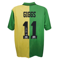 Ryan Giggs Signed Manchester United F.C. Umbro Authentic Jersey (Beckett) at PristineAuction.com