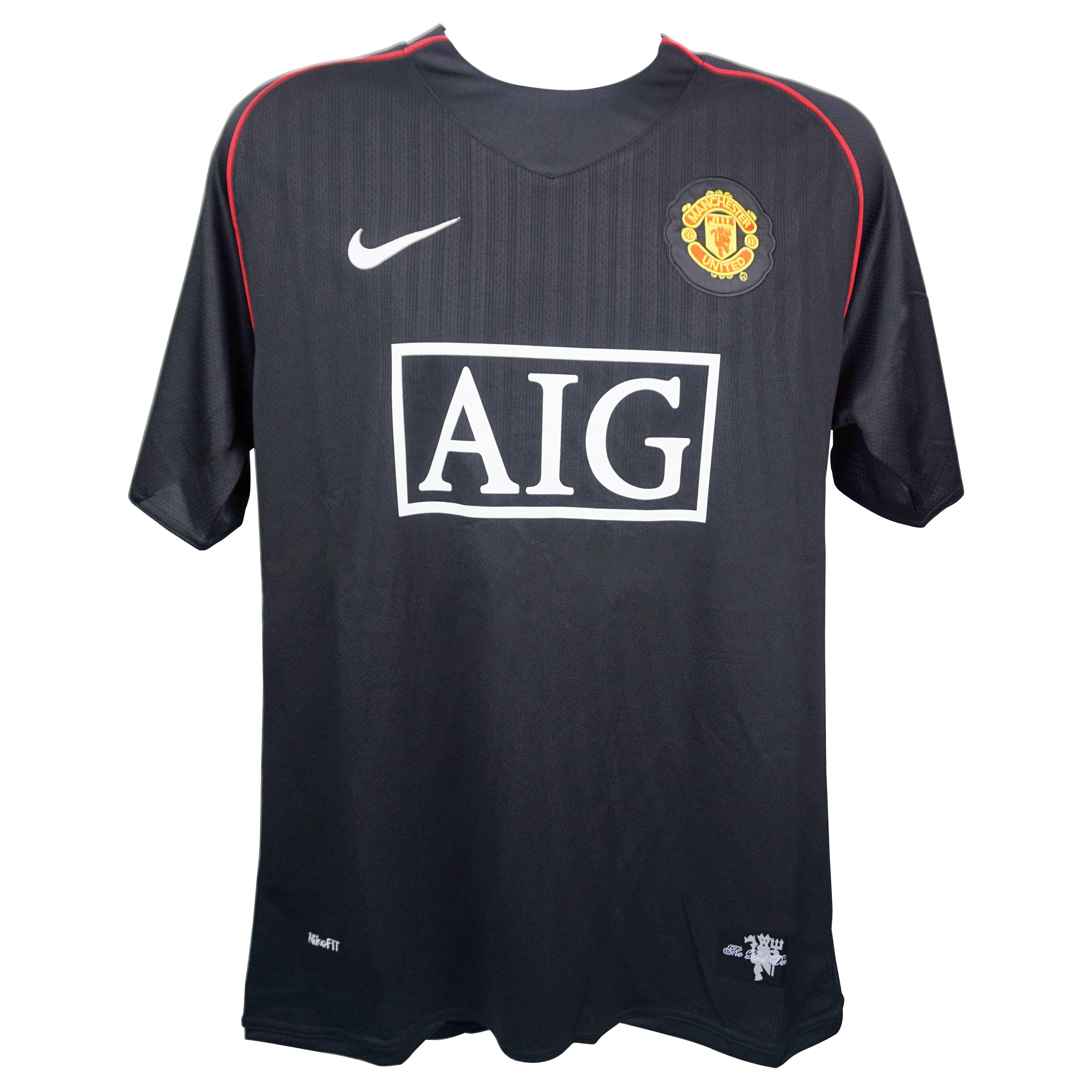 Ryan Giggs Signed Manchester United F.C. Nike Authentic Jersey (Beckett) at PristineAuction.com Ryan Giggs Signed Manchester United F.C. Nike Authentic Jersey (Beckett) at PristineAuction.com