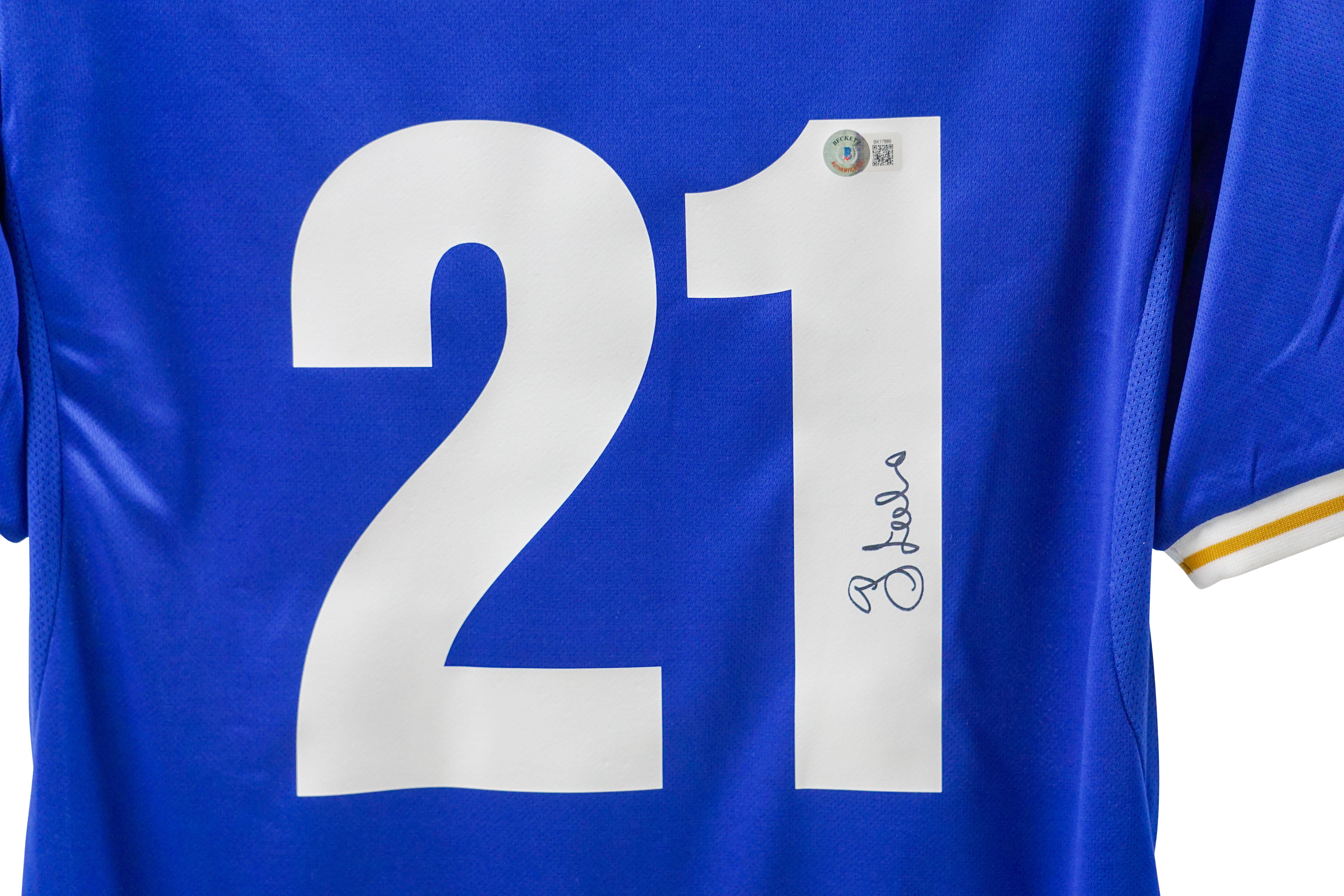 Gianfranco Zola Signred Italy National Team Nike Authentic Jersey (Beckett) at PristineAuction.com Gianfranco Zola Signred Italy National Team Nike Authentic Jersey (Beckett) at PristineAuction.com