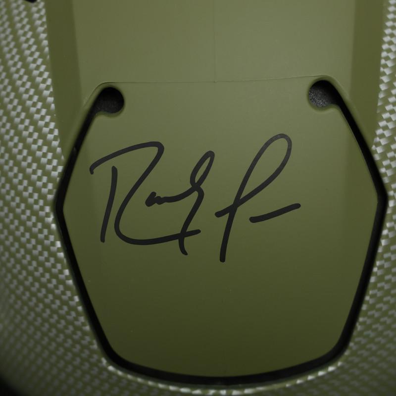 Randy Moss Signed Vikings Full-Size Authentic On-Field Speedflex Helmet (Beckett) at PristineAuction.com Randy Moss Signed Vikings Full-Size Authentic On-Field Speedflex Helmet (Beckett) at PristineAuction.com