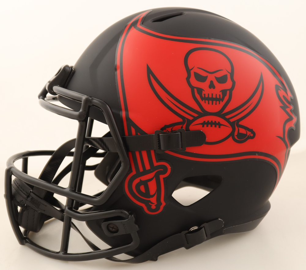 Devin White Signed Buccaneers Full-Size Eclipse Alternate Speed Helmet Inscribed "Fire the Cannons!" (Beckett) at PristineAuction.com Devin White Signed Buccaneers Full-Size Eclipse Alternate Speed Helmet Inscribed "Fire the Cannons!" (Beckett) at PristineAuction.com
