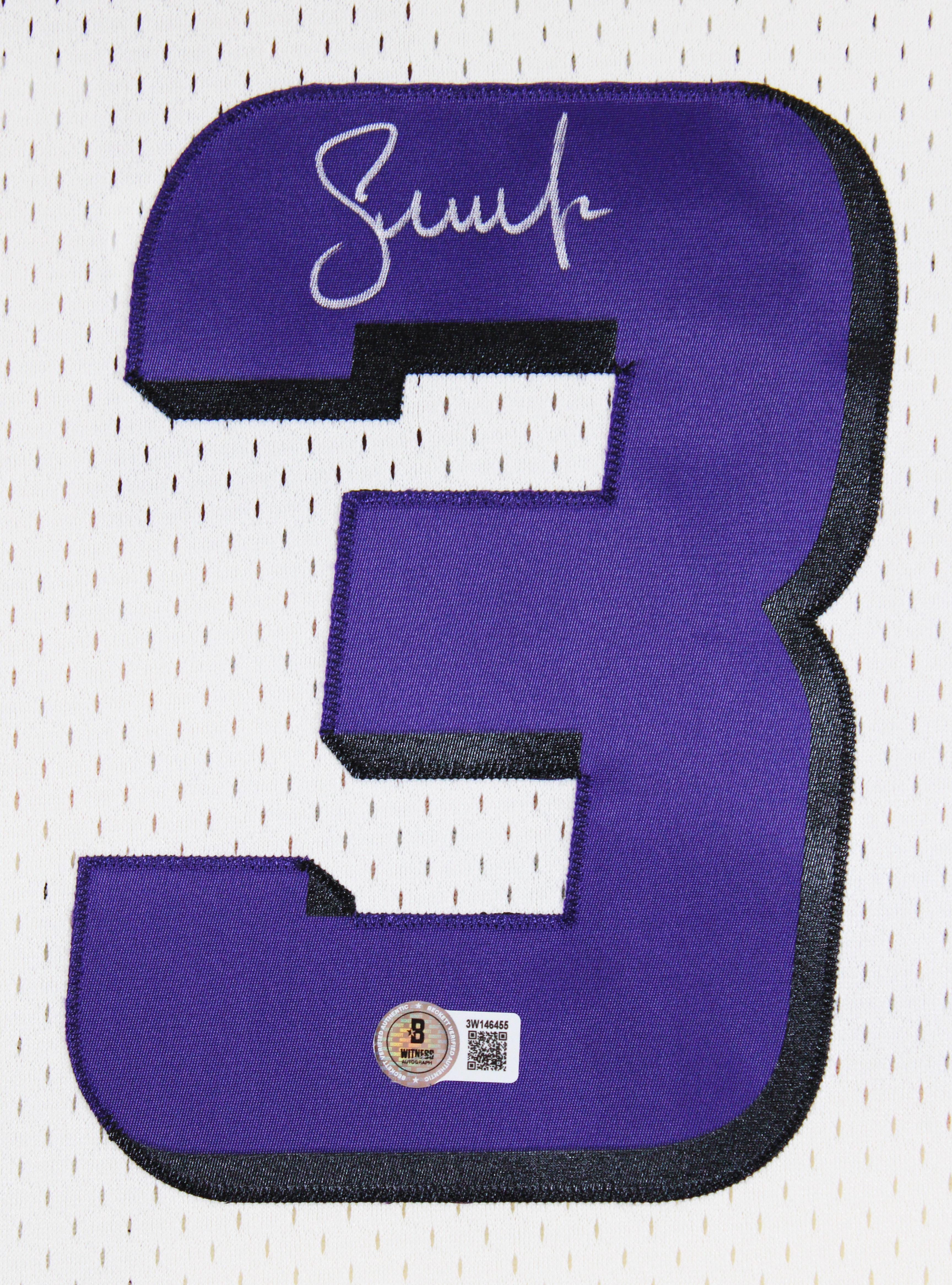 Steve Nash Signed Suns Custom Framed Mitchell & Ness Authentic Jersey (Beckett) at PristineAuction.com Steve Nash Signed Suns Custom Framed Mitchell & Ness Authentic Jersey (Beckett) at PristineAuction.com