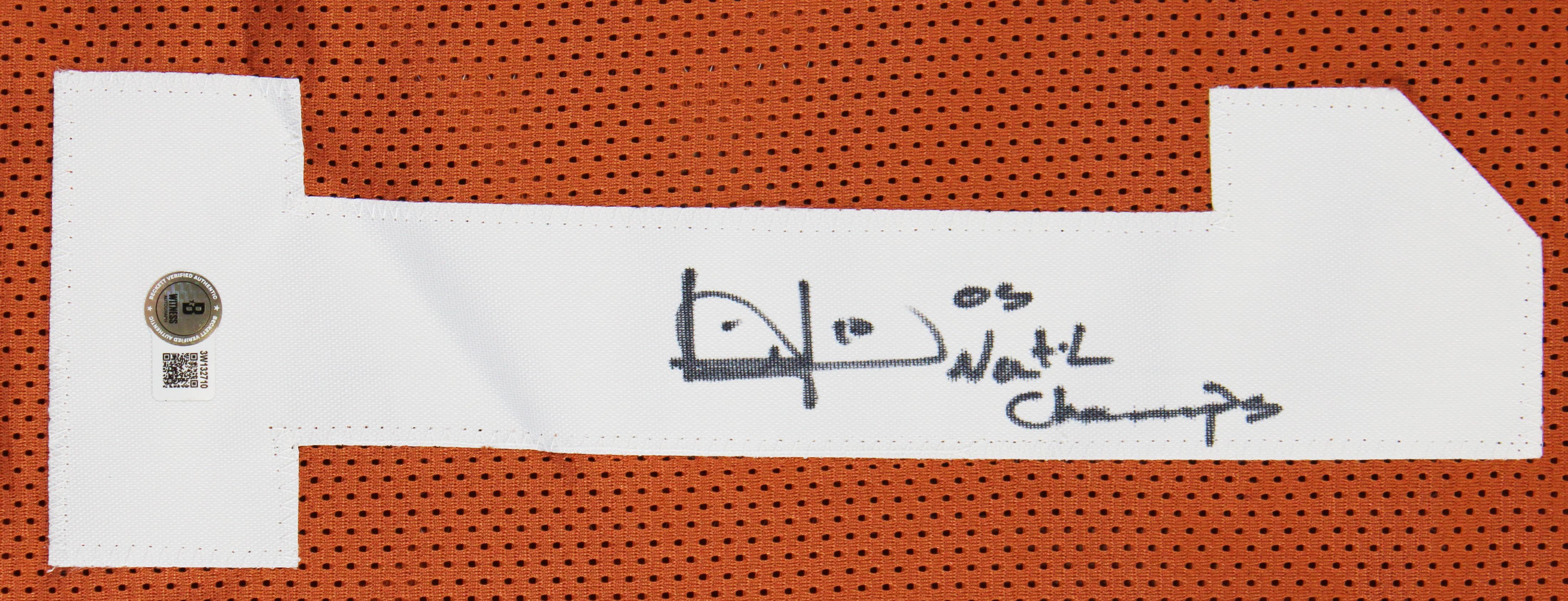 Vince Young Signed Custom Framed Jersey Inscribed "05 Nat'l Champs" (Beckett) at PristineAuction.com Vince Young Signed Custom Framed Jersey Inscribed "05 Nat'l Champs" (Beckett) at PristineAuction.com