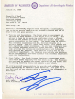 Shaquille O'Neal Signed 1988 Washington Huskies Recruitment Letter (Beckett) at PristineAuction.com