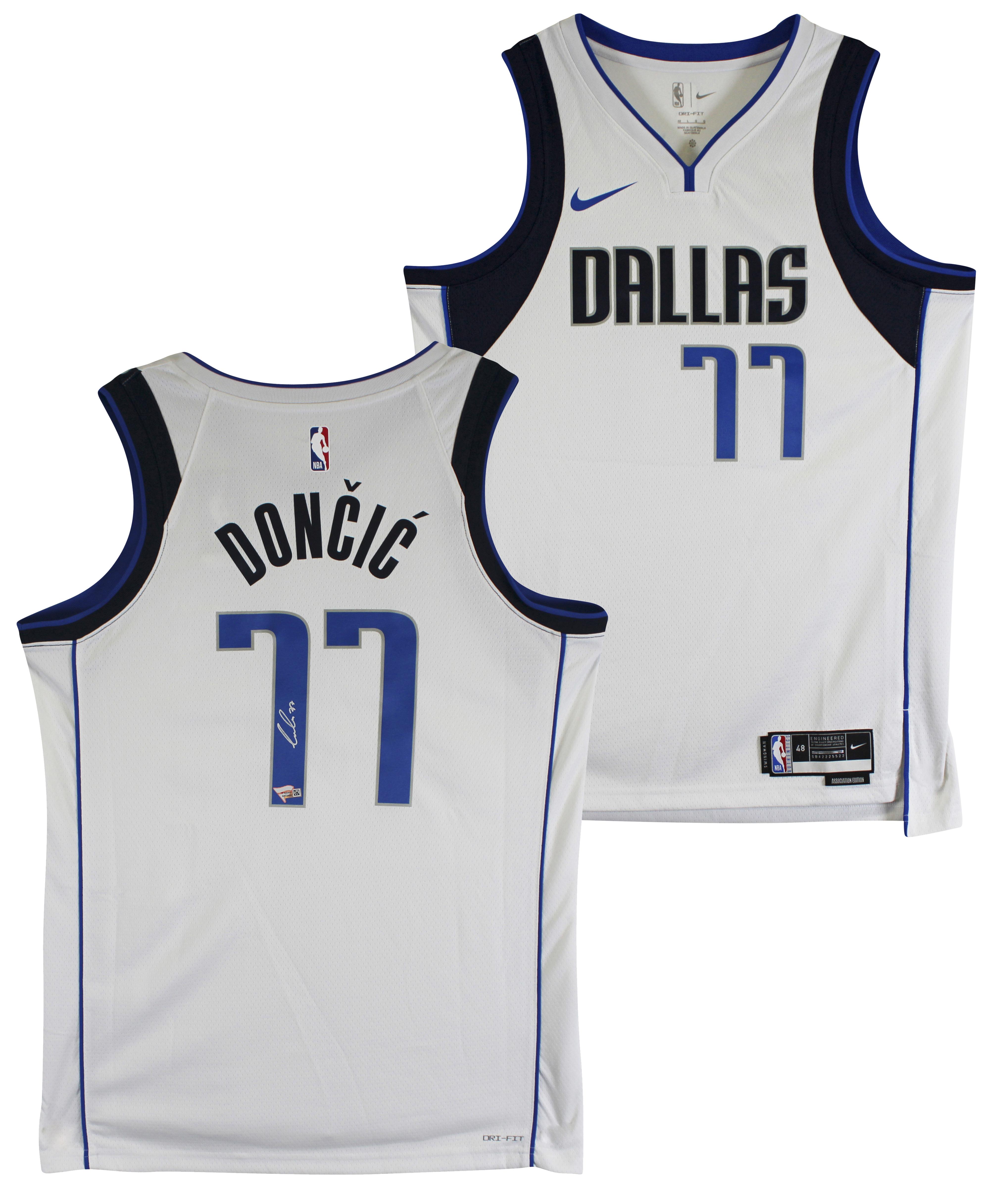 Luka Doncic Signed Mavericks Nike Authentic Jersey (Fanatics) at PristineAuction.com Luka Doncic Signed Mavericks Nike Authentic Jersey (Fanatics) at PristineAuction.com