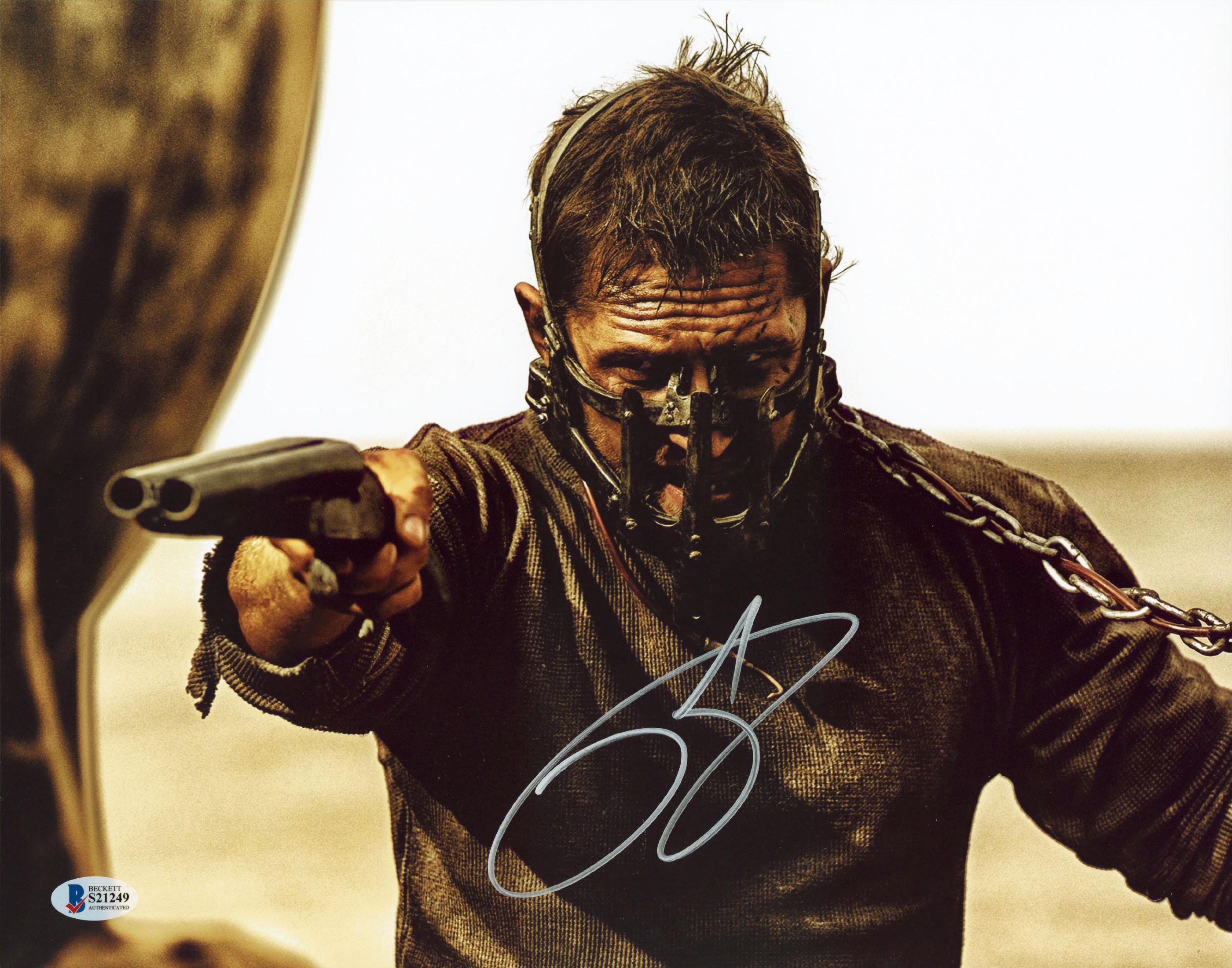 Tom Hardy Signed "Mad Max: Fury Road" 11x14 Photo (Beckett) at PristineAuction.com Tom Hardy Signed "Mad Max: Fury Road" 11x14 Photo (Beckett) at PristineAuction.com