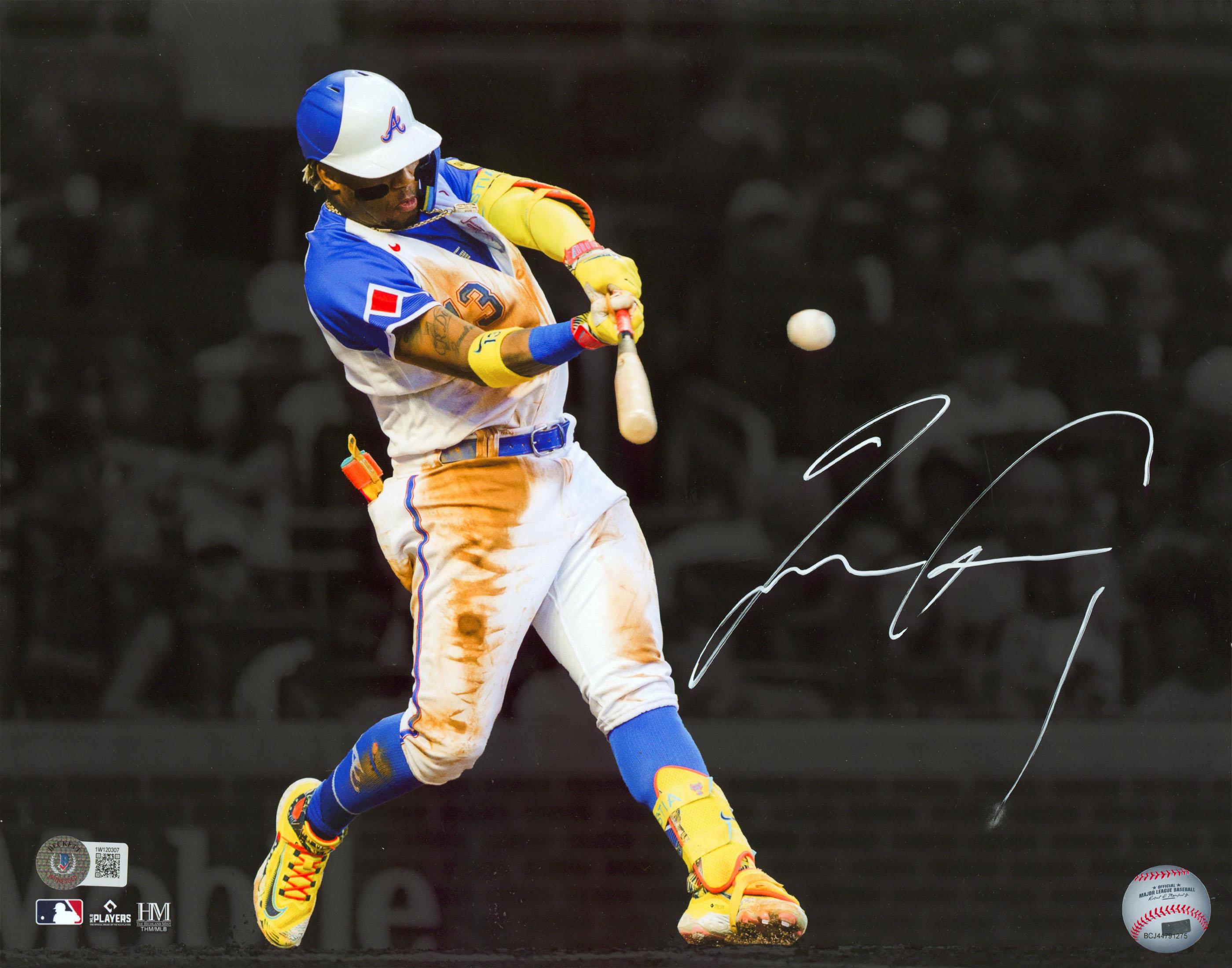 Ronald Acuna Jr. Signed Braves 11x14 Photo (Beckett) at PristineAuction.com Ronald Acuna Jr. Signed Braves 11x14 Photo (Beckett) at PristineAuction.com