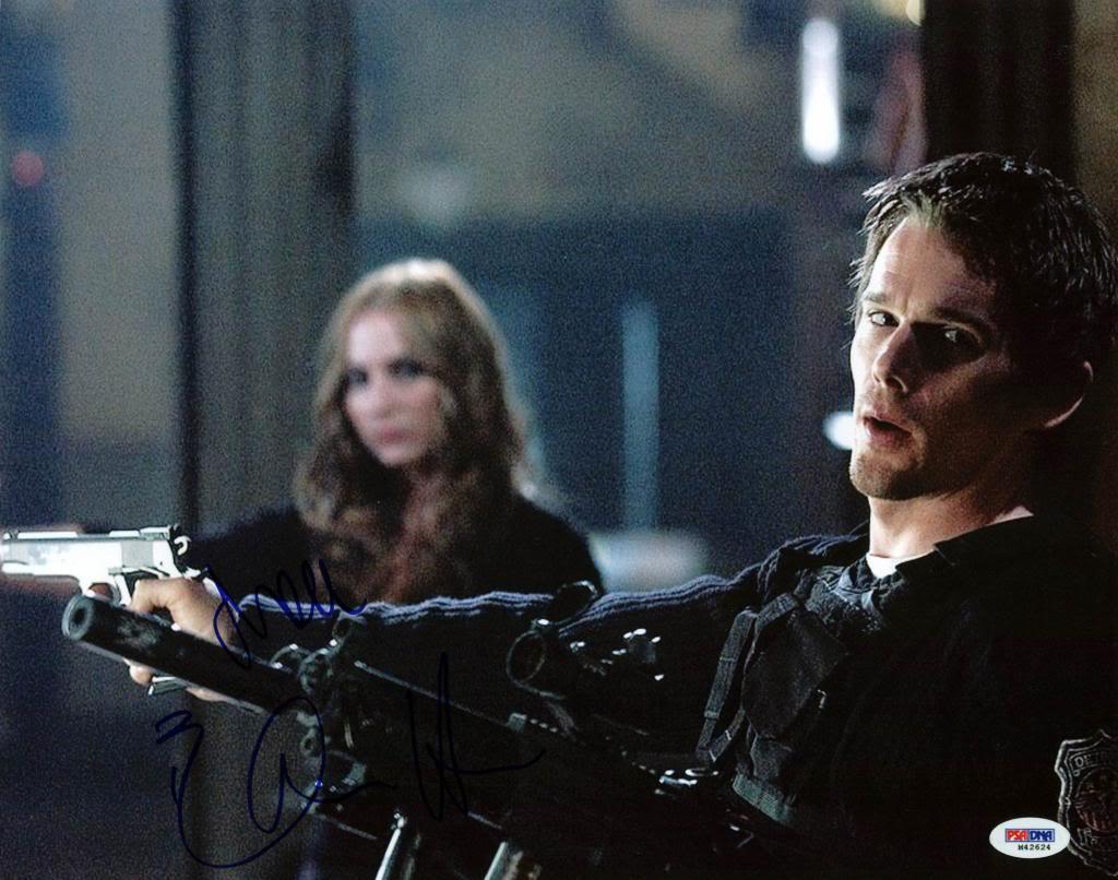 Ethan Hawke Signed "Precinct 13" 11x14 Photo (PSA) at PristineAuction.com Ethan Hawke Signed "Precinct 13" 11x14 Photo (PSA) at PristineAuction.com