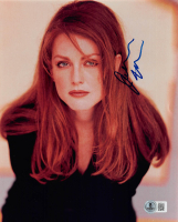 Julianne Moore Signed 8x10 Photo (Beckett) at PristineAuction.com