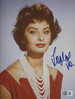 Sophia Loren Signed 8x10 Photo (Beckett) at PristineAuction.com