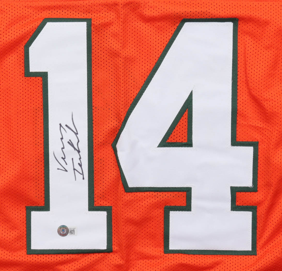 Vinny Testaverde Signed Jersey (Beckett) at PristineAuction.com Vinny Testaverde Signed Jersey (Beckett) at PristineAuction.com