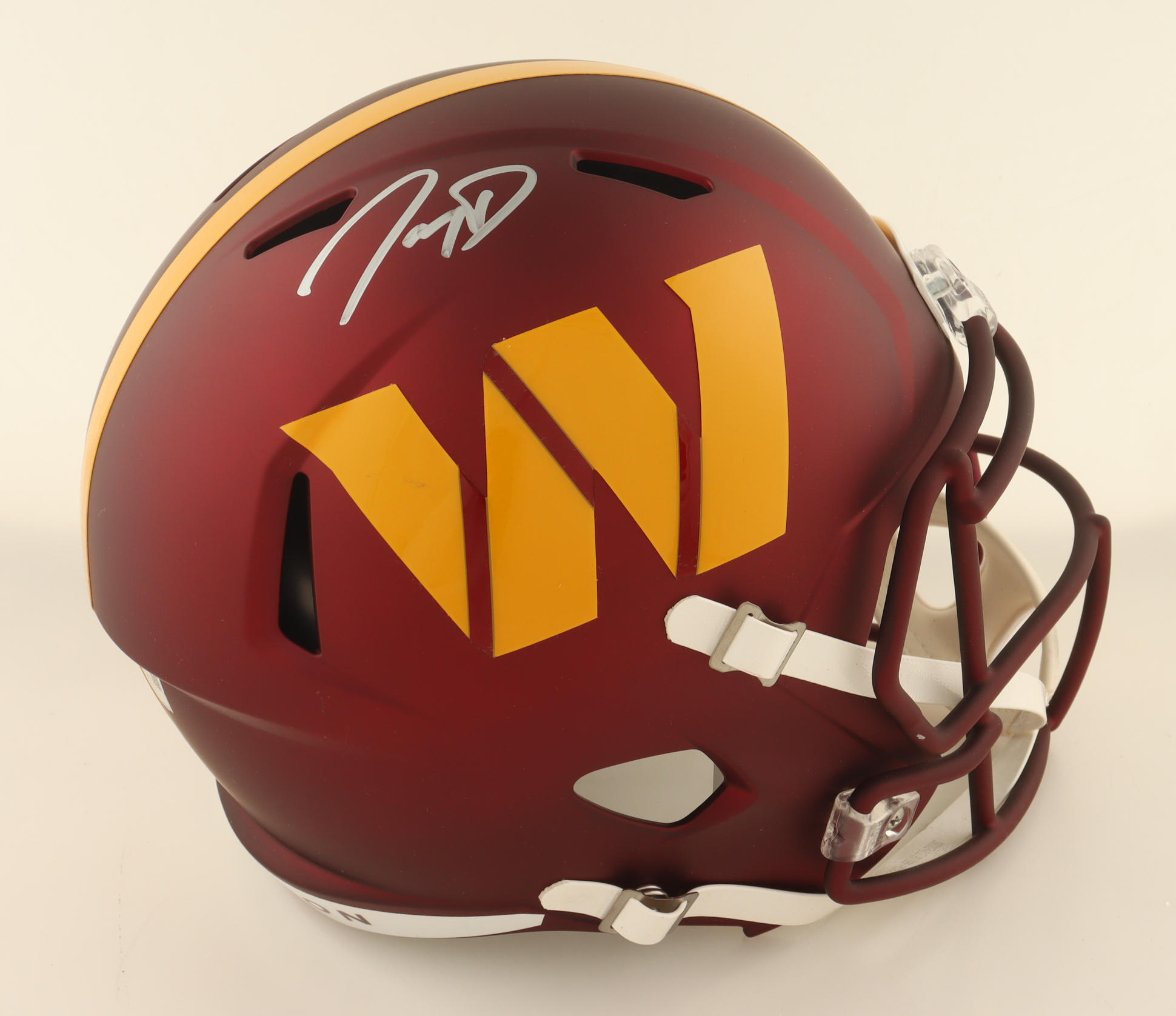 Jayden Daniels Signed Commanders Full-Size Speed Helmet (Fanatics) at PristineAuction.com Jayden Daniels Signed Commanders Full-Size Speed Helmet (Fanatics) at PristineAuction.com