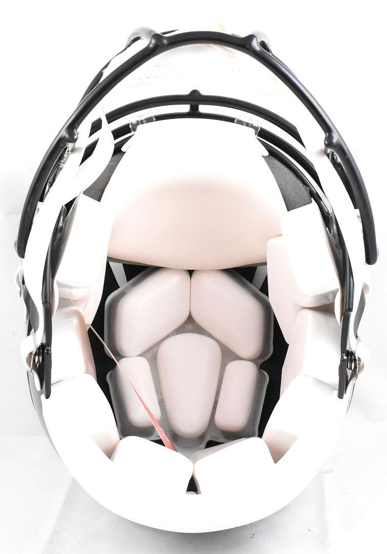 Julio Jones Signed Falcons Full-Size Authentic On-Field Speed Helmet (Beckett) at PristineAuction.com Julio Jones Signed Falcons Full-Size Authentic On-Field Speed Helmet (Beckett) at PristineAuction.com