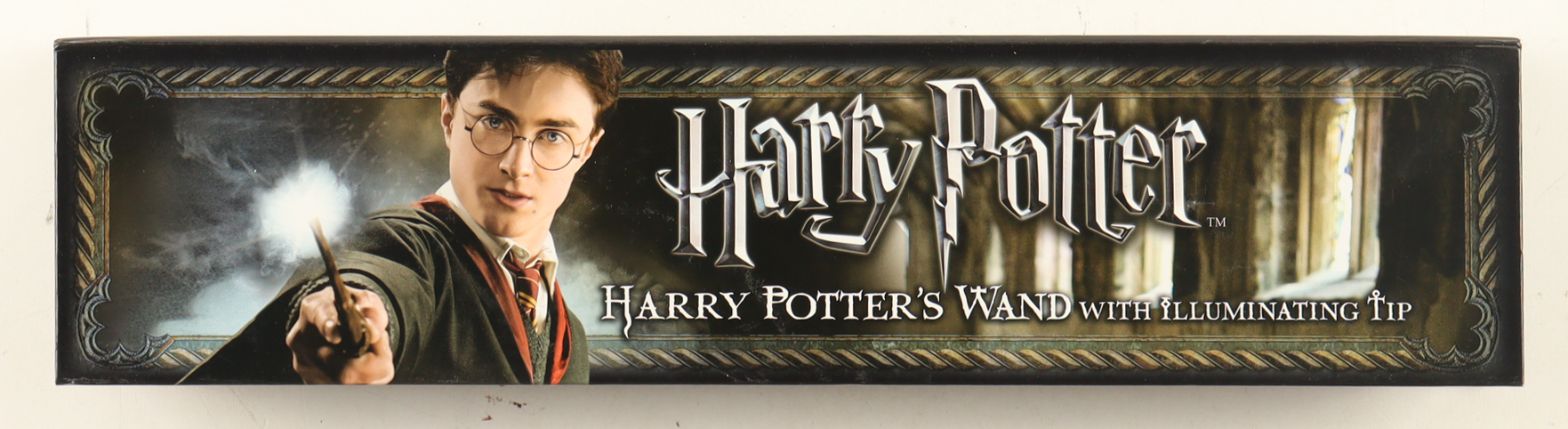 Daniel Radcliffe Signed "Harry Potter" Wand with Original Box (ACOA) at PristineAuction.com Daniel Radcliffe Signed "Harry Potter" Wand with Original Box (ACOA) at PristineAuction.com