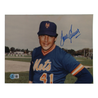 Tom Seaver Signed Mets 8x10 Photo (Beckett) at PristineAuction.com