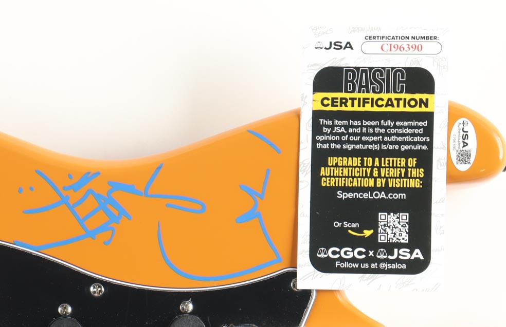 Method Man Signed Electric Guitar (JSA) at PristineAuction.com Method Man Signed Electric Guitar (JSA) at PristineAuction.com