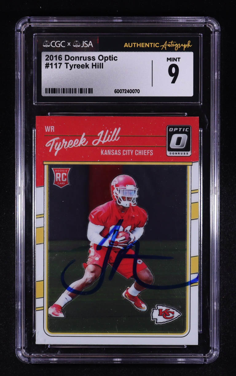 Tyreek Hill Signed 2016 Panini Donruss Optic #117 RC (CGC | Autograph Graded 9) at PristineAuction.com Tyreek Hill Signed 2016 Panini Donruss Optic #117 RC (CGC | Autograph Graded 9) at PristineAuction.com