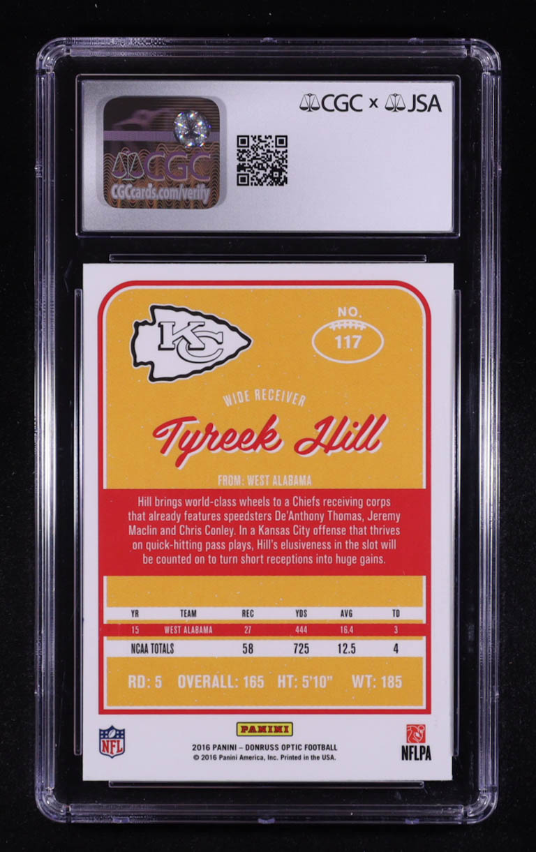 Tyreek Hill Signed 2016 Panini Donruss Optic #117 RC (CGC | Autograph Graded 9) at PristineAuction.com Tyreek Hill Signed 2016 Panini Donruss Optic #117 RC (CGC | Autograph Graded 9) at PristineAuction.com