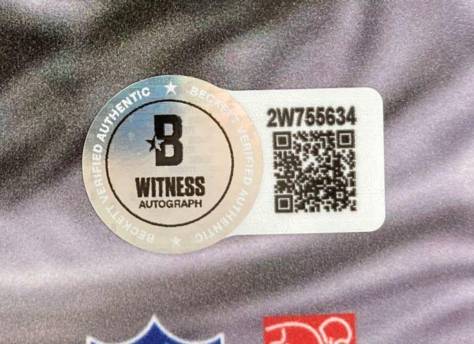 DeVonta Smith Signed Eagles 16x20 Photo (Beckett) at PristineAuction.com DeVonta Smith Signed Eagles 16x20 Photo (Beckett) at PristineAuction.com