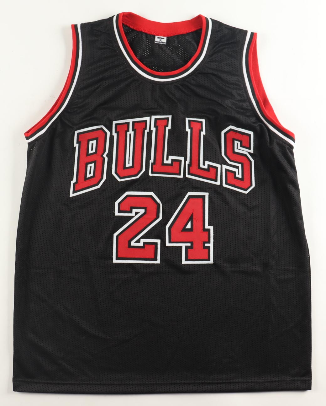 Bill Cartwright Signed Jersey Inscribed "5x NBA Champ" (JSA) at PristineAuction.com Bill Cartwright Signed Jersey Inscribed "5x NBA Champ" (JSA) at PristineAuction.com