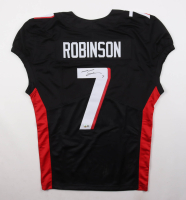 Bijan Robinson Signed Jersey (Beckett) at PristineAuction.com
