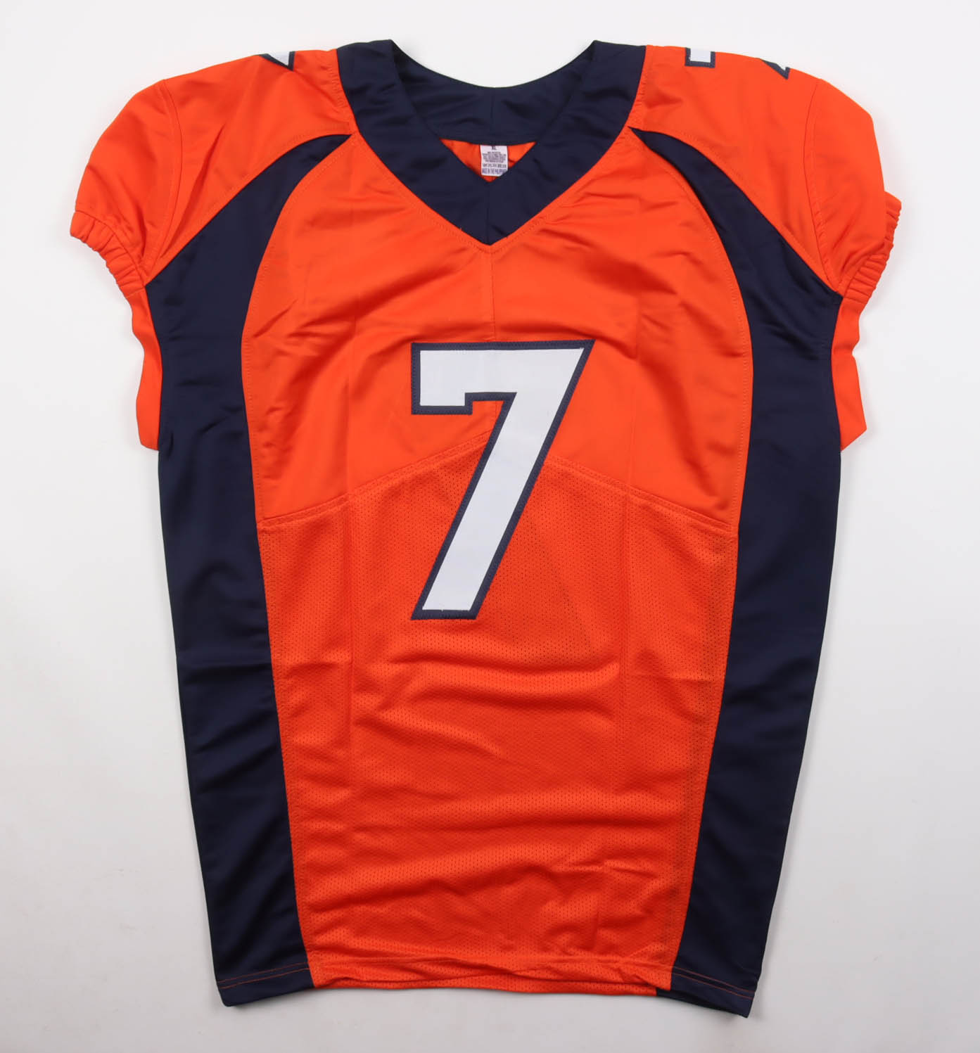 John Elway Signed Jersey (Beckett) at PristineAuction.com John Elway Signed Jersey (Beckett) at PristineAuction.com