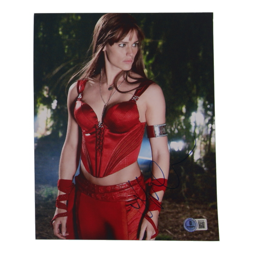 Jennifer Garner Signed "Daredevil" 8x10 Photo (Beckett) at PristineAuction.com Jennifer Garner Signed "Daredevil" 8x10 Photo (Beckett) at PristineAuction.com