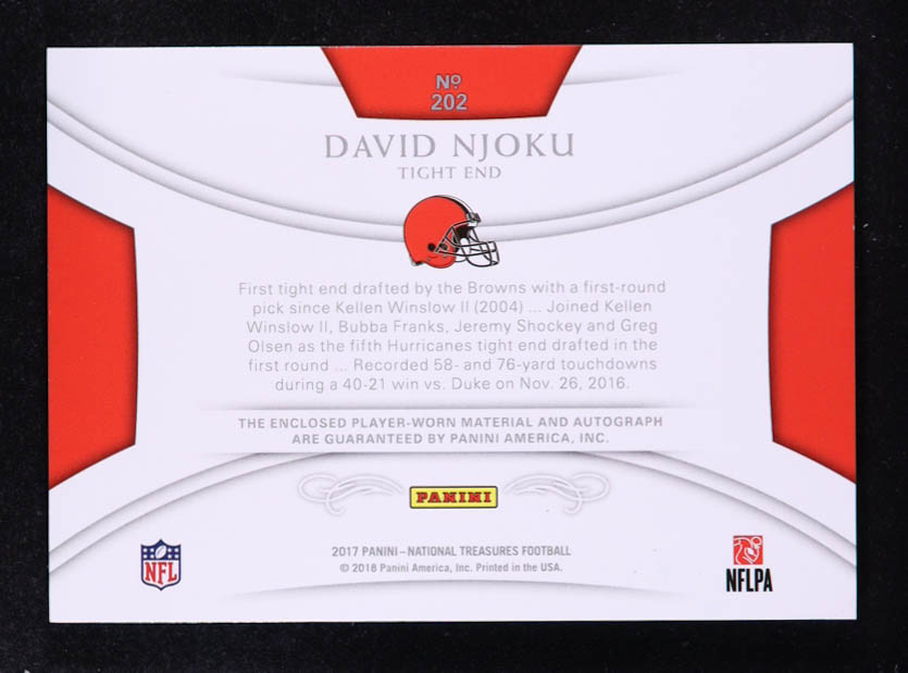 David Njoku 2017 Panini National Treasures Rookie Material Signatures Emerald #202 RC #43/85 at PristineAuction.com David Njoku 2017 Panini National Treasures Rookie Material Signatures Emerald #202 RC #43/85 at PristineAuction.com
