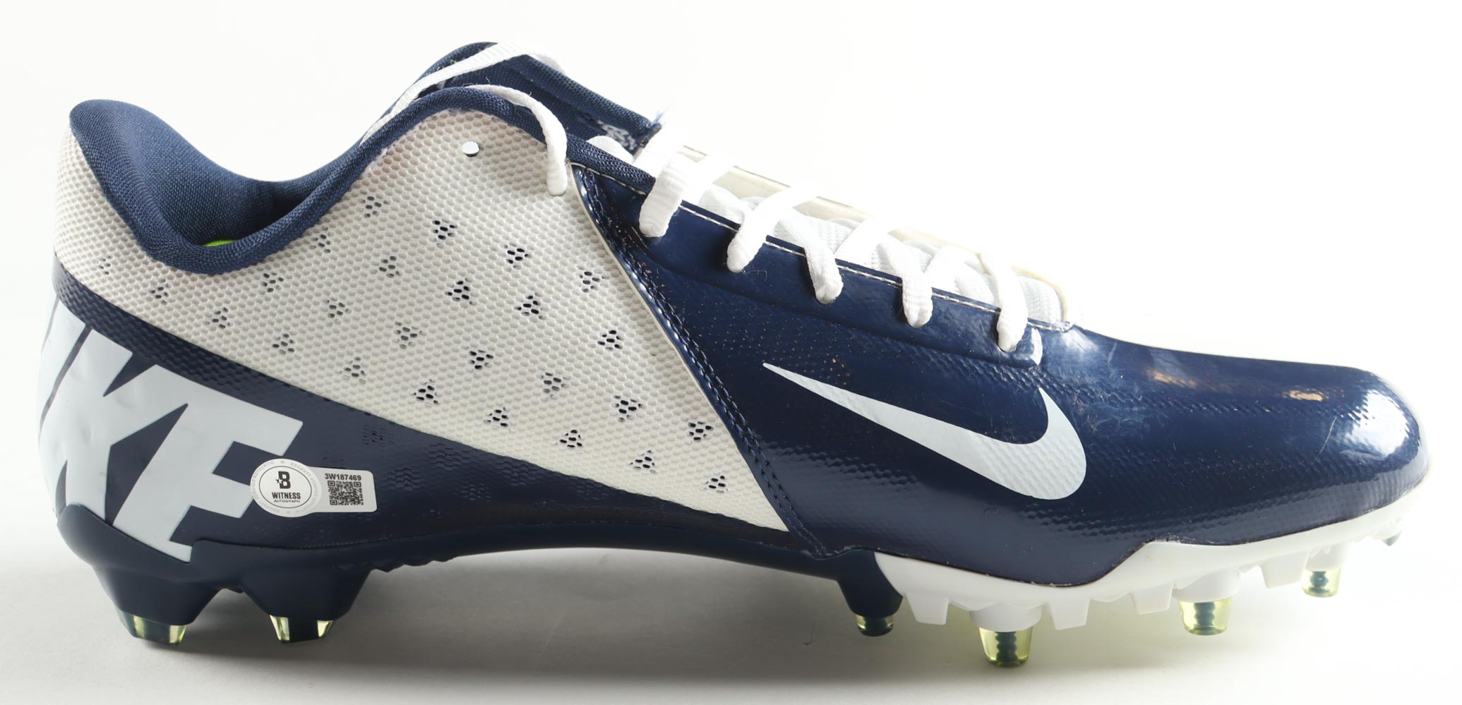 Jaydon Blue Signed Nike Football Cleat (Beckett) at PristineAuction.com Jaydon Blue Signed Nike Football Cleat (Beckett) at PristineAuction.com