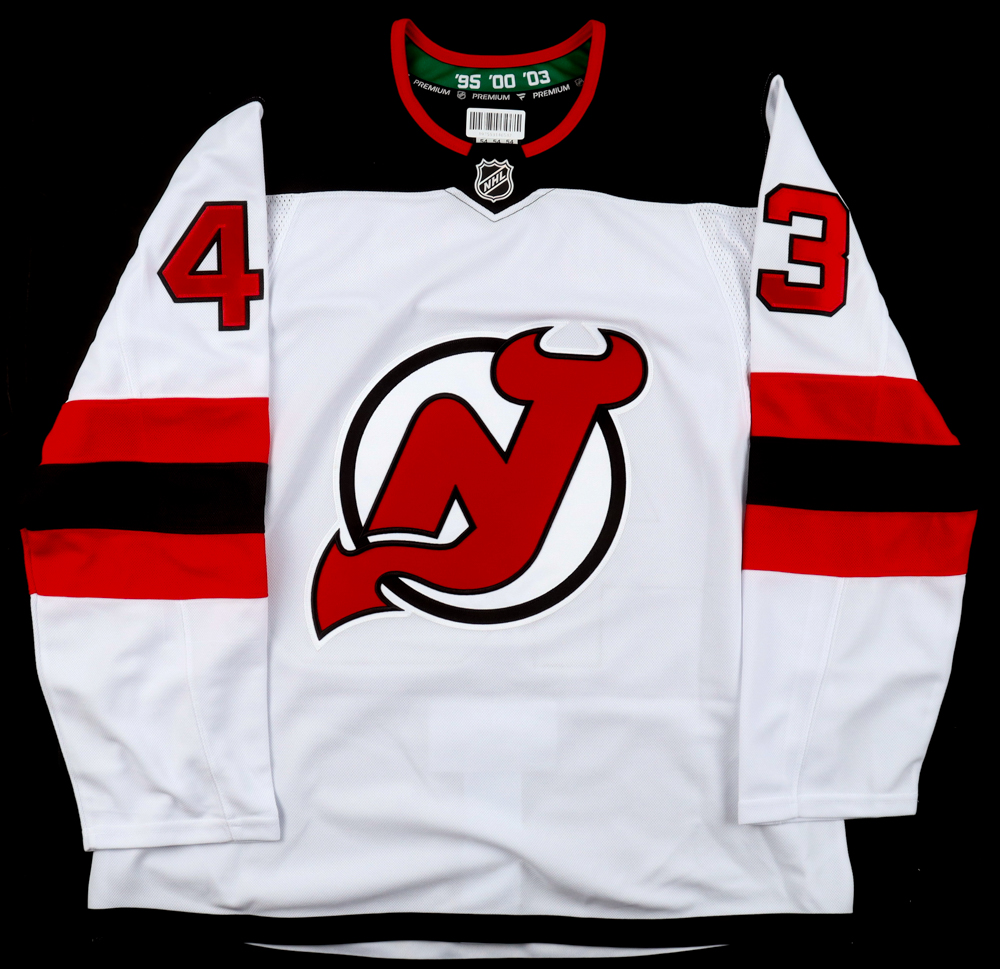 Luke Hughes Signed Devils Jersey (Fanatics) at PristineAuction.com Luke Hughes Signed Devils Jersey (Fanatics) at PristineAuction.com