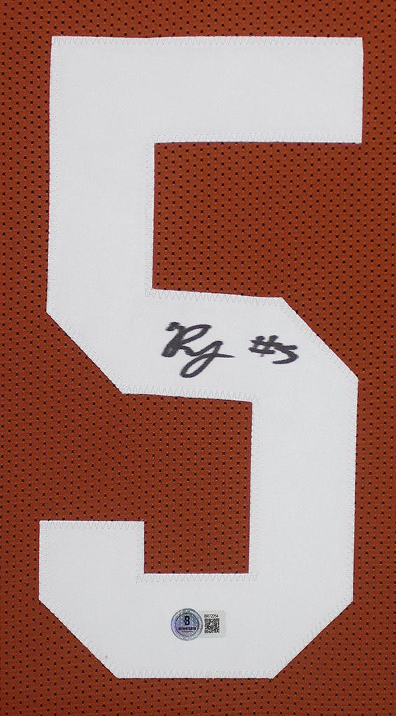 Bijan Robinson Signed Custom Framed Jersey Display (Beckett) at PristineAuction.com Bijan Robinson Signed Custom Framed Jersey Display (Beckett) at PristineAuction.com