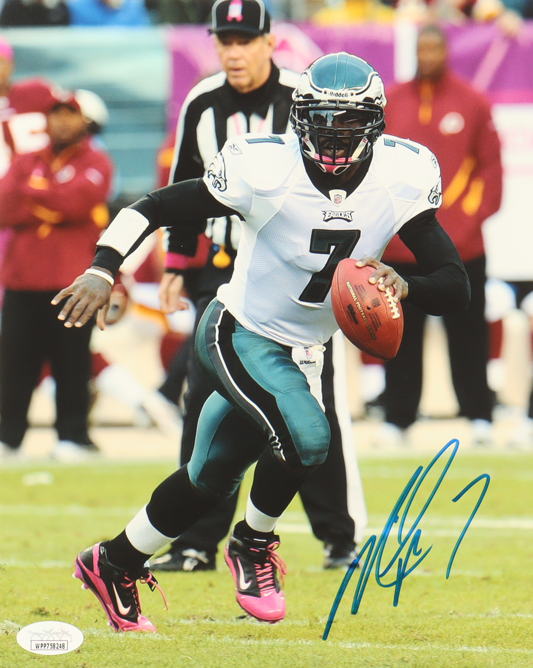 Michael Vick Signed Eagles 8x10 Photo (JSA) at PristineAuction.com Michael Vick Signed Eagles 8x10 Photo (JSA) at PristineAuction.com