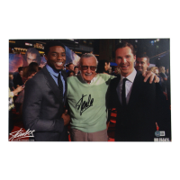 Stan Lee Signed 11x17 Photo (Beckett) at PristineAuction.com