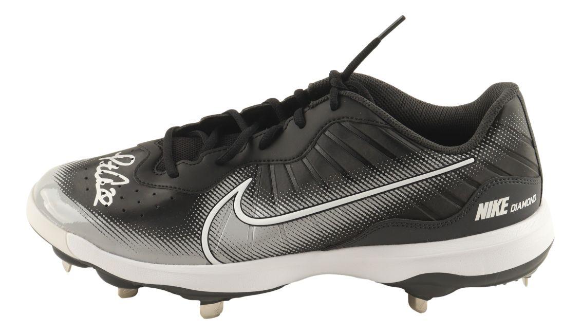 Pete Alonso Signed Nike Baseball Cleat (Fanatics) at PristineAuction.com Pete Alonso Signed Nike Baseball Cleat (Fanatics) at PristineAuction.com