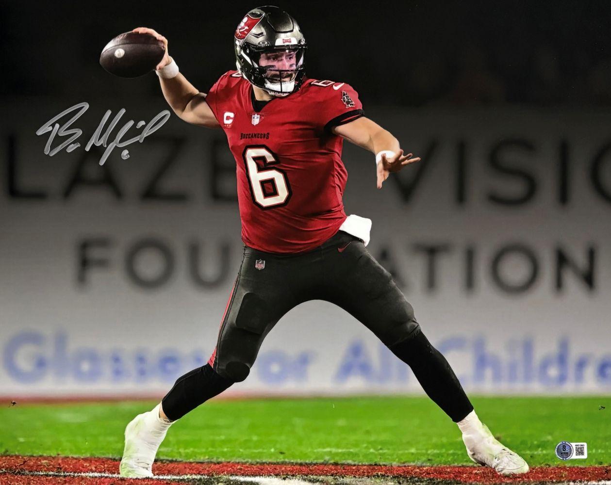 Baker Mayfield Signed Buccaneers 16x20 Photo (Beckett) at PristineAuction.com Baker Mayfield Signed Buccaneers 16x20 Photo (Beckett) at PristineAuction.com