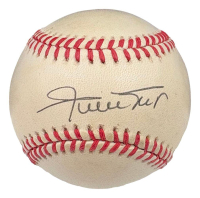 Willie Mays Signed ONL Baseball (PSA) at PristineAuction.com