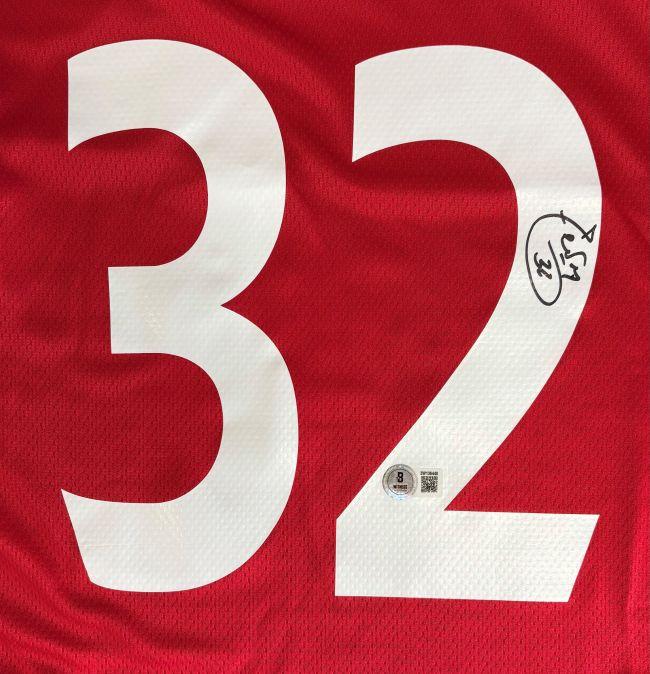 Carlos Tevez Signed Manchester United Nike Authentic Jersey (Beckett) at PristineAuction.com Carlos Tevez Signed Manchester United Nike Authentic Jersey (Beckett) at PristineAuction.com