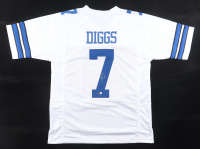 Trevon Diggs Signed Jersey (Beckett) at PristineAuction.com