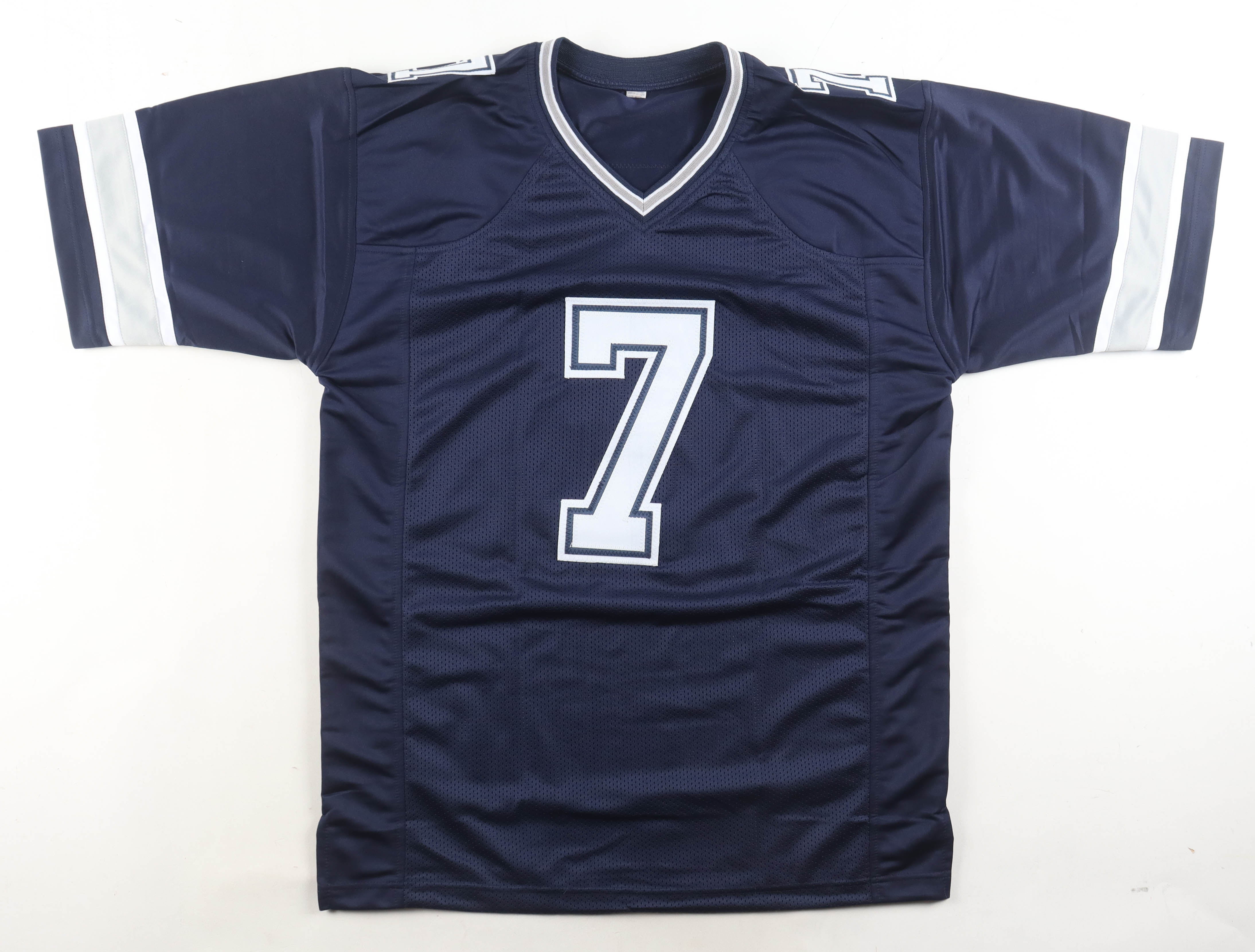 Trevon Diggs Signed Jersey (Beckett) at PristineAuction.com Trevon Diggs Signed Jersey (Beckett) at PristineAuction.com