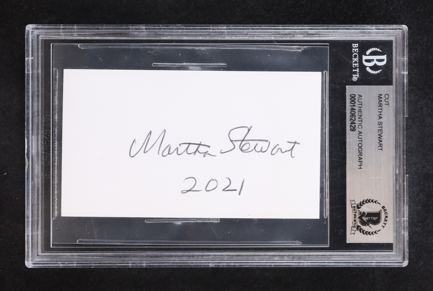 Martha Stewart Signed Cut Inscribed "2021" (BGS) at PristineAuction.com Martha Stewart Signed Cut Inscribed "2021" (BGS) at PristineAuction.com