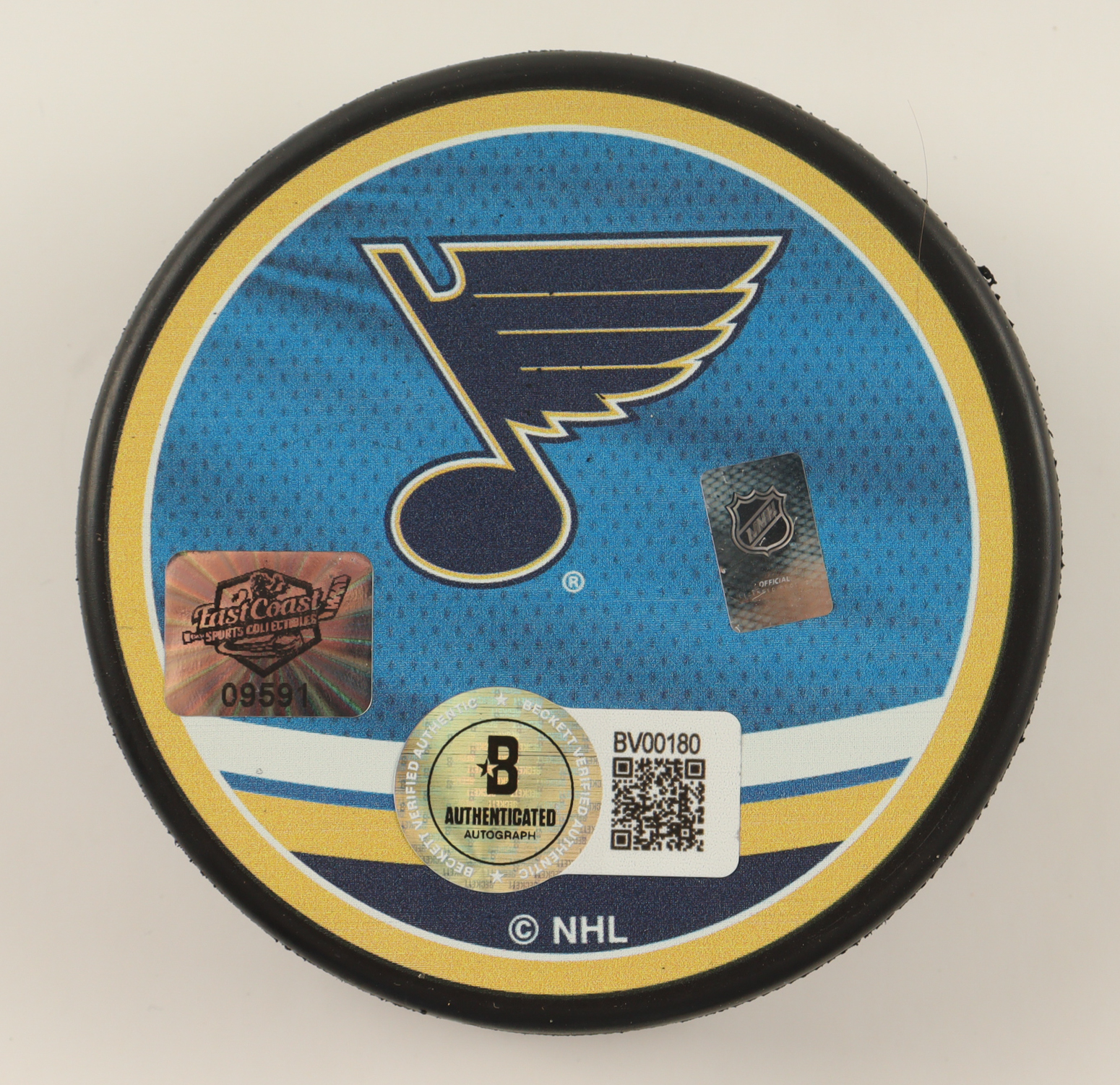 Robert Thomas Signed Blues Logo Hockey Puck (Beckett) at PristineAuction.com Robert Thomas Signed Blues Logo Hockey Puck (Beckett) at PristineAuction.com