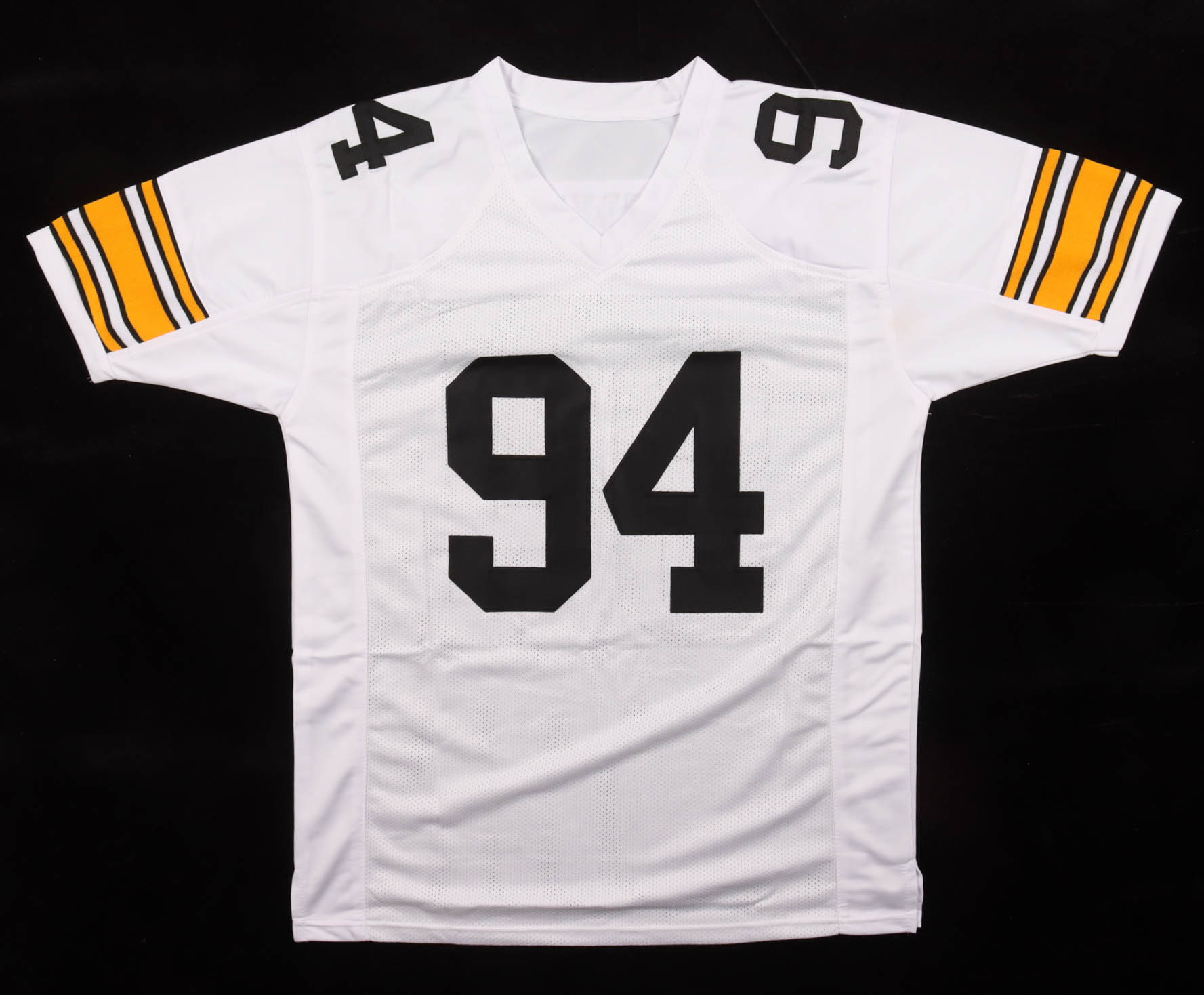 A.J. Epenesa Signed Jersey (Beckett) at PristineAuction.com A.J. Epenesa Signed Jersey (Beckett) at PristineAuction.com