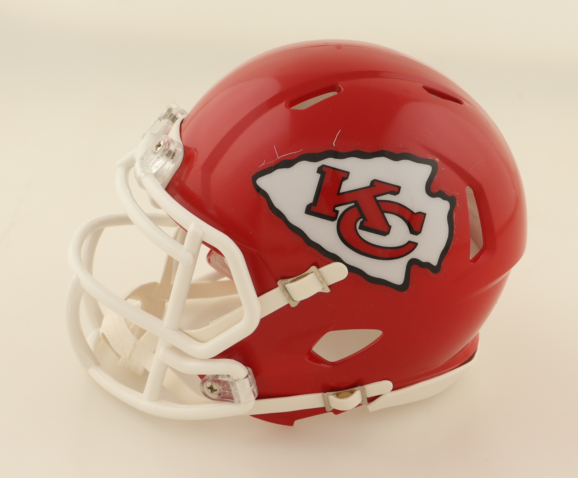 Willie Gay Jr. Signed Chiefs Speed Mini Helmet (JSA & PIA) at PristineAuction.com Willie Gay Jr. Signed Chiefs Speed Mini Helmet (JSA & PIA) at PristineAuction.com