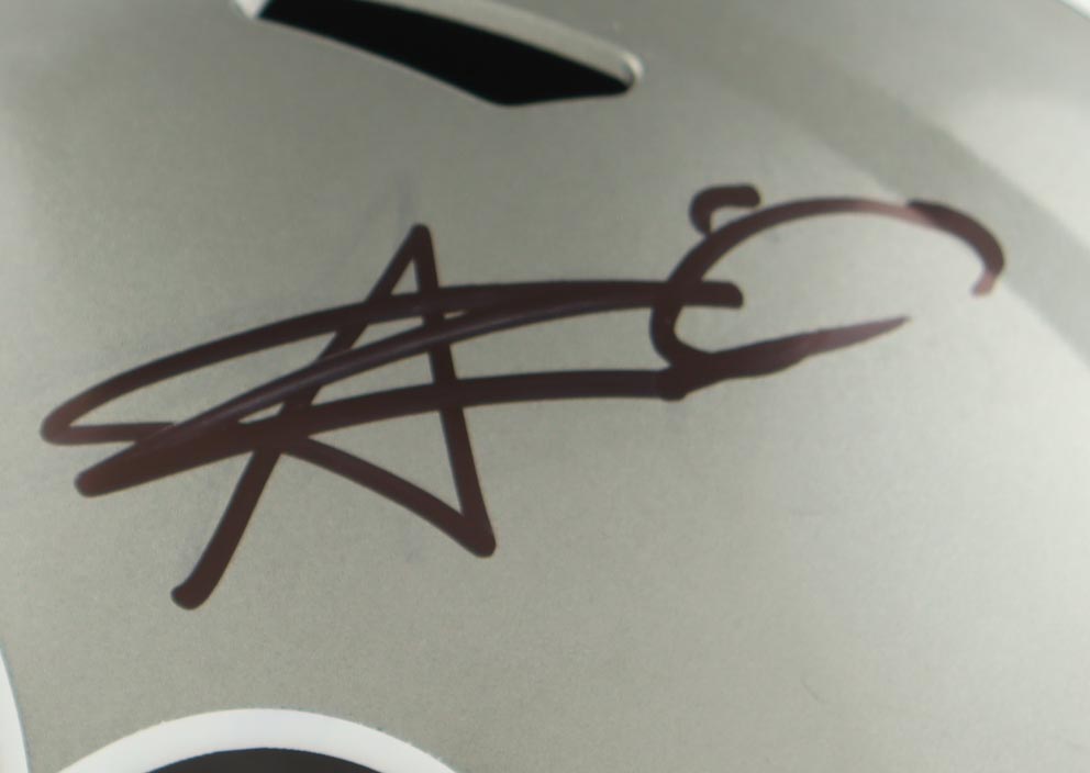 Alvin Kamara Signed Saints Full-Size Flash Alternate Speed Helmet (Beckett) at PristineAuction.com Alvin Kamara Signed Saints Full-Size Flash Alternate Speed Helmet (Beckett) at PristineAuction.com