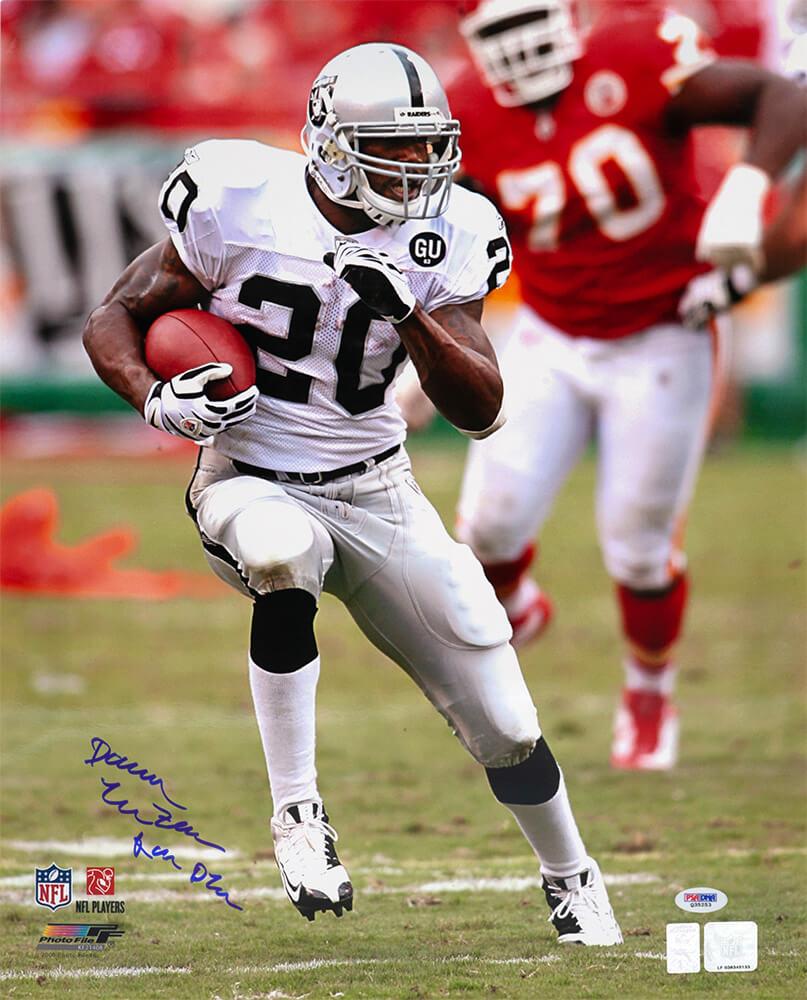 Darren McFadden Signed Raiders 16x20 Photo Inscribed "Run DMC" (PSA) at PristineAuction.com Darren McFadden Signed Raiders 16x20 Photo Inscribed "Run DMC" (PSA) at PristineAuction.com