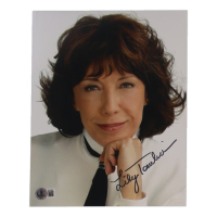 Lily Tomlin Signed 8x10 Photo (Beckett) at PristineAuction.com