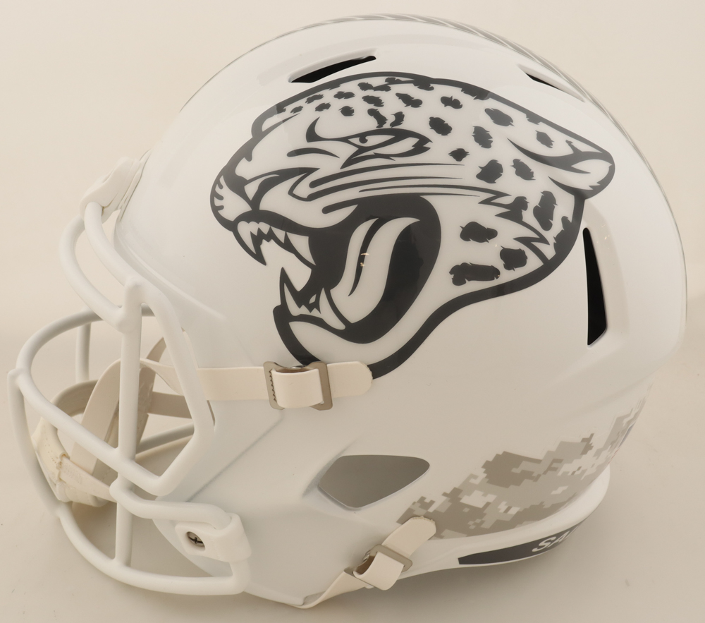 Travis Hunter Signed Jaguars Full-Size Salute To Service Alternate Speed Helmet (Beckett) at PristineAuction.com Travis Hunter Signed Jaguars Full-Size Salute To Service Alternate Speed Helmet (Beckett) at PristineAuction.com