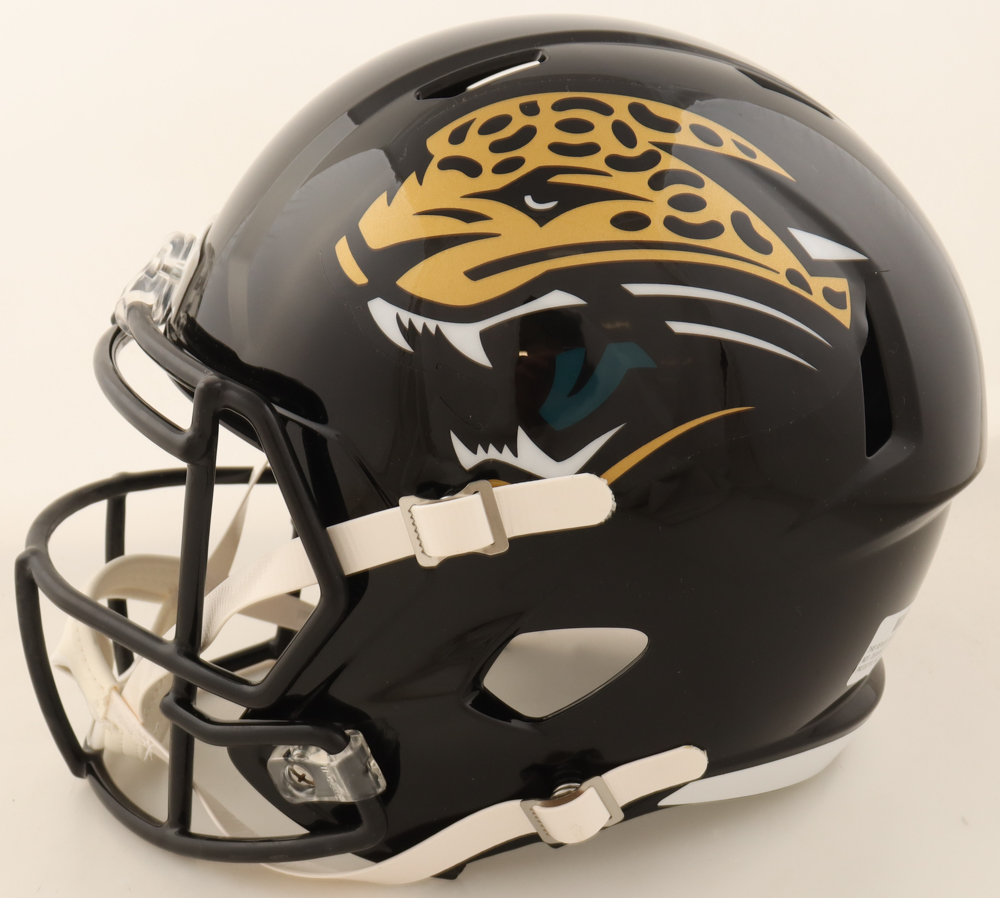Travis Hunter Signed Jaguars Full-Size Speed Helmet (Beckett) at PristineAuction.com Travis Hunter Signed Jaguars Full-Size Speed Helmet (Beckett) at PristineAuction.com